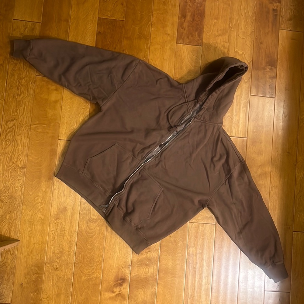 Brandy Melville hoddie